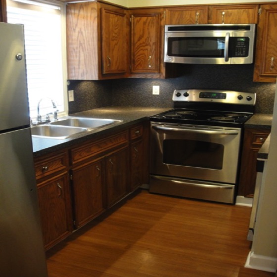 1300 Townhouse Kitchen 1a.jpg